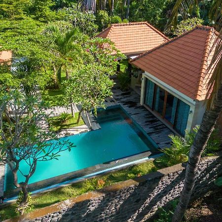 Hotel Coco Garden Kubutambahan  Exterior foto