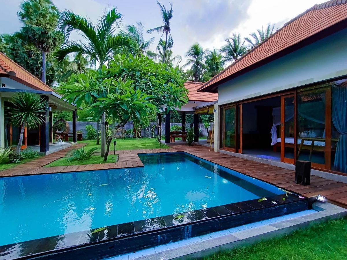 Hotel Coco Garden Kubutambahan  Exterior foto