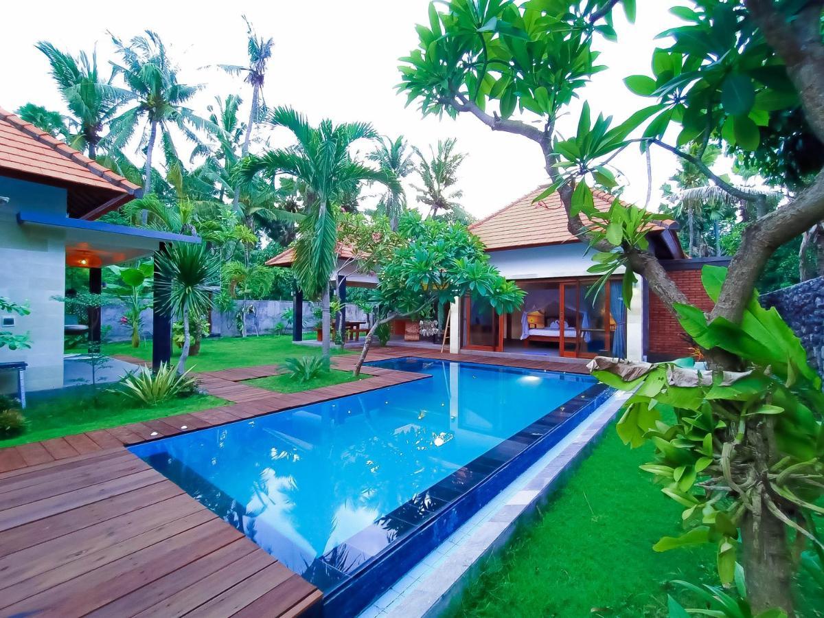 Hotel Coco Garden Kubutambahan  Exterior foto