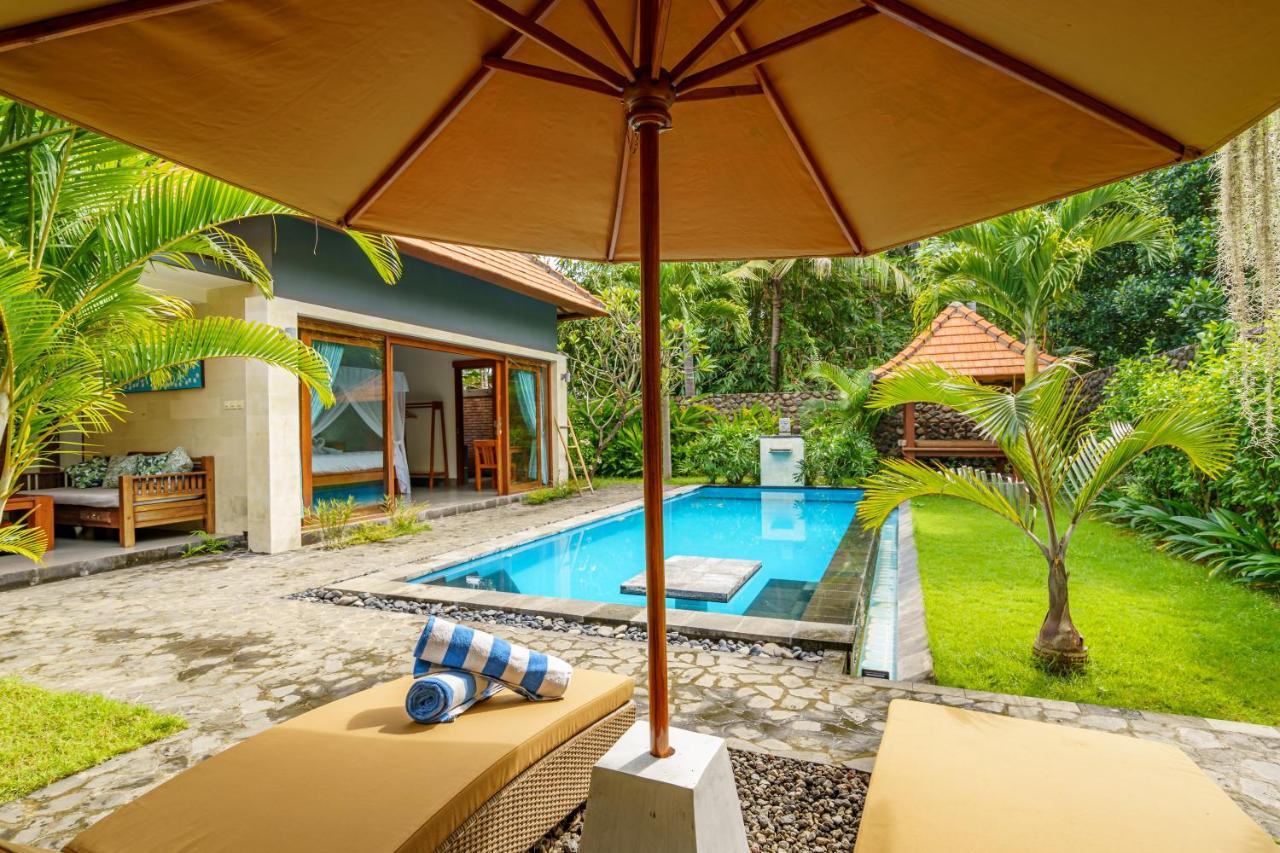 Hotel Coco Garden Kubutambahan  Exterior foto