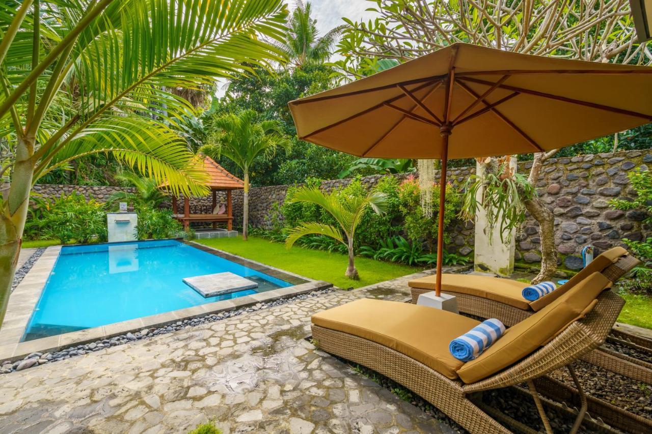 Hotel Coco Garden Kubutambahan  Exterior foto