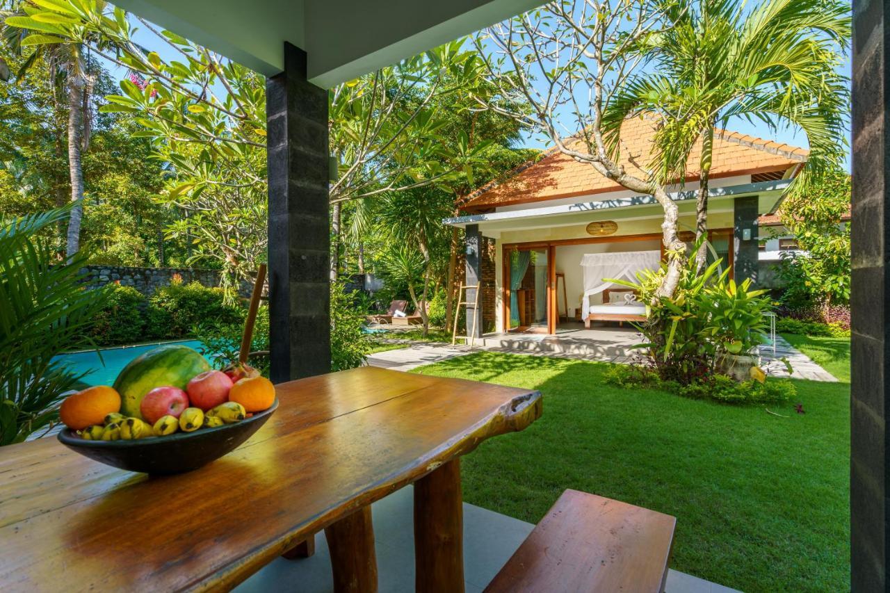 Hotel Coco Garden Kubutambahan  Exterior foto
