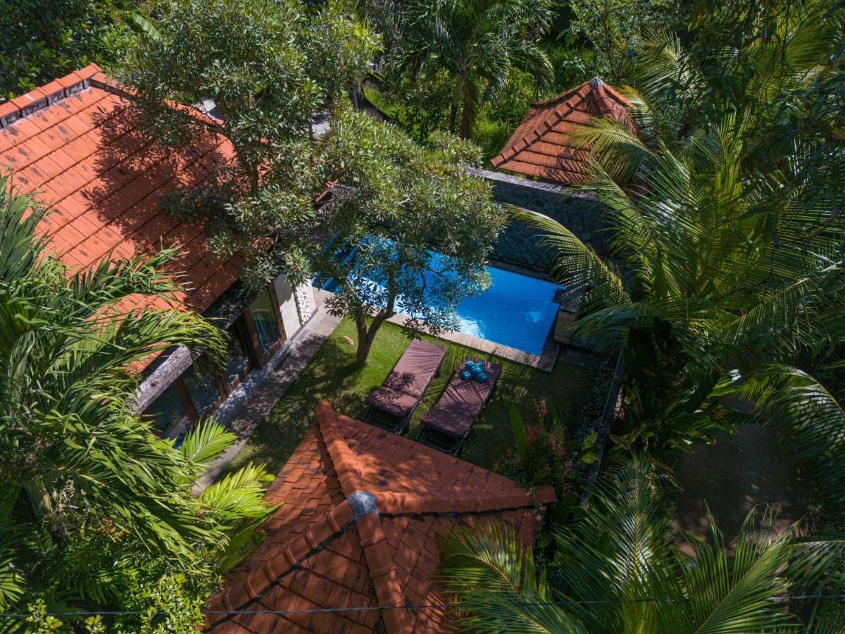 Hotel Coco Garden Kubutambahan  Exterior foto