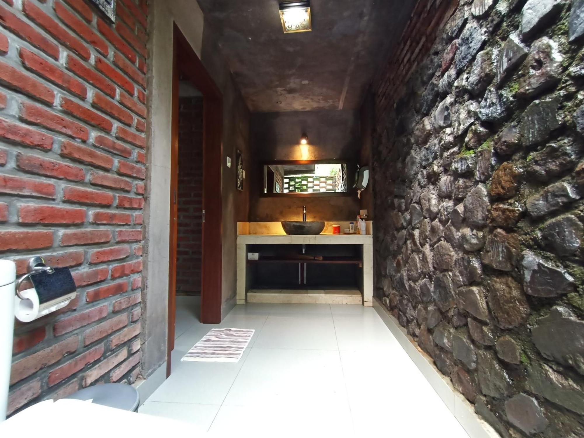 Hotel Coco Garden Kubutambahan  Exterior foto